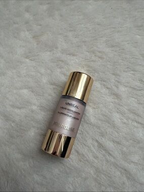 Hourglass Liquid Highlighter in Evoke
